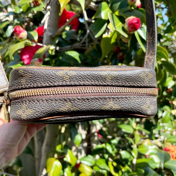 Louis Vuitton Danube Monogram Crossbody Bag Auth Serial# Date Code France - Picture 5 of 16